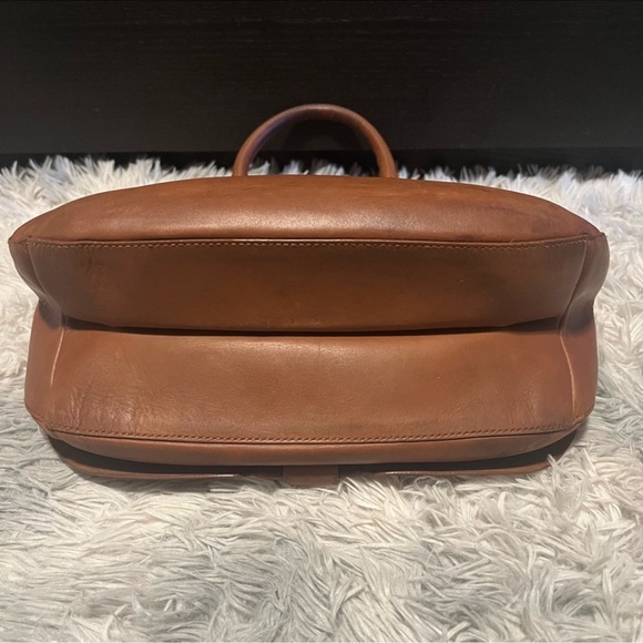 Salvatore Ferragamo Leather Bag - Picture 8 of 16